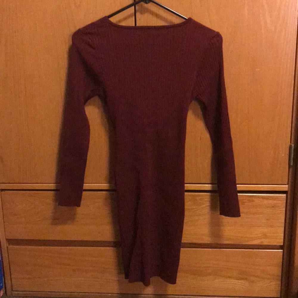 Forever 21 Maroon colored long sleeve dress - Picture 6 of 8